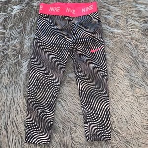 Toddler Girl size 3 hypnotic Nike leggings